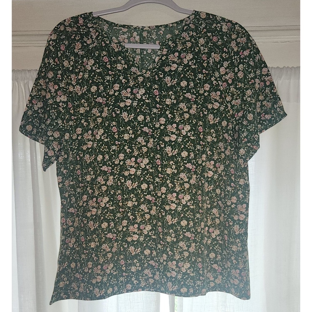 Women's Large Green Floral V-Neck Short Sleeve Blouse Top 100% Polyester
